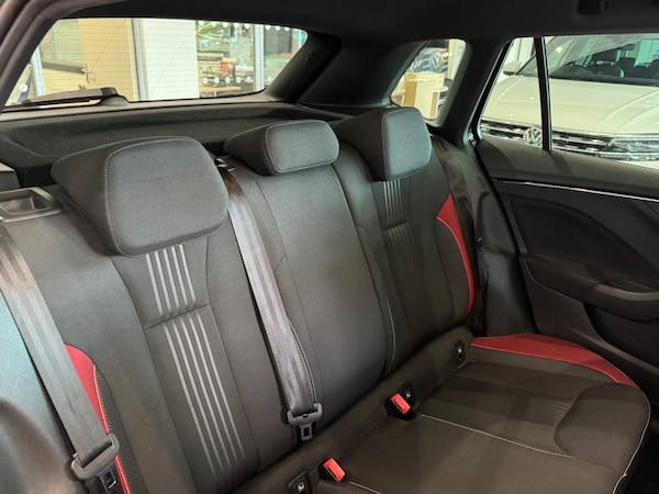 Used Skoda Kamiq for sale - 76247831: Photo 12