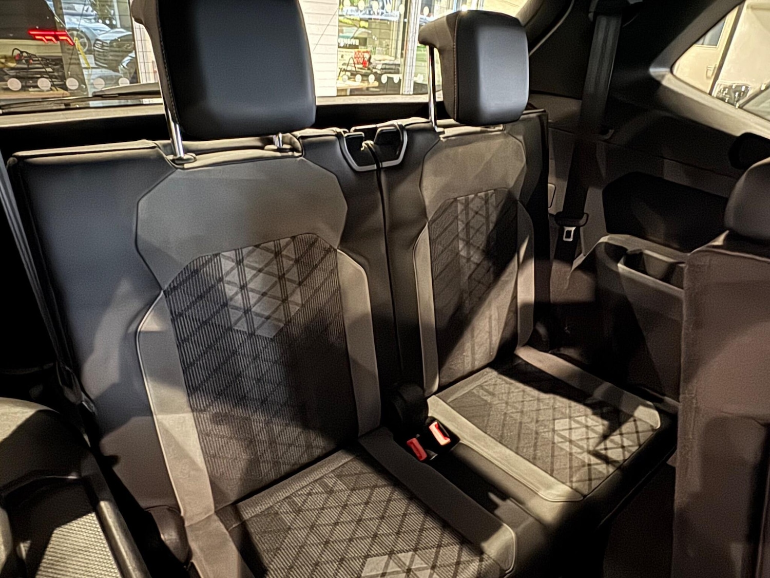 Used Volkswagen Tiguan Allspace 2021 for sale - 76561090: Photo 9