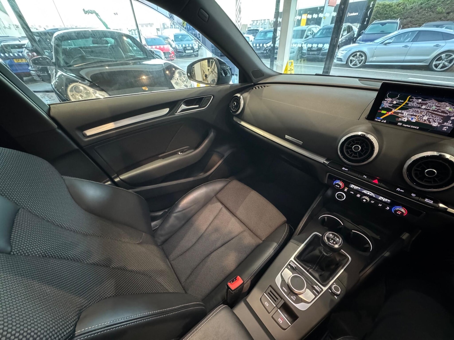 Used Audi A3 2017 for sale - 76522365: Photo 10