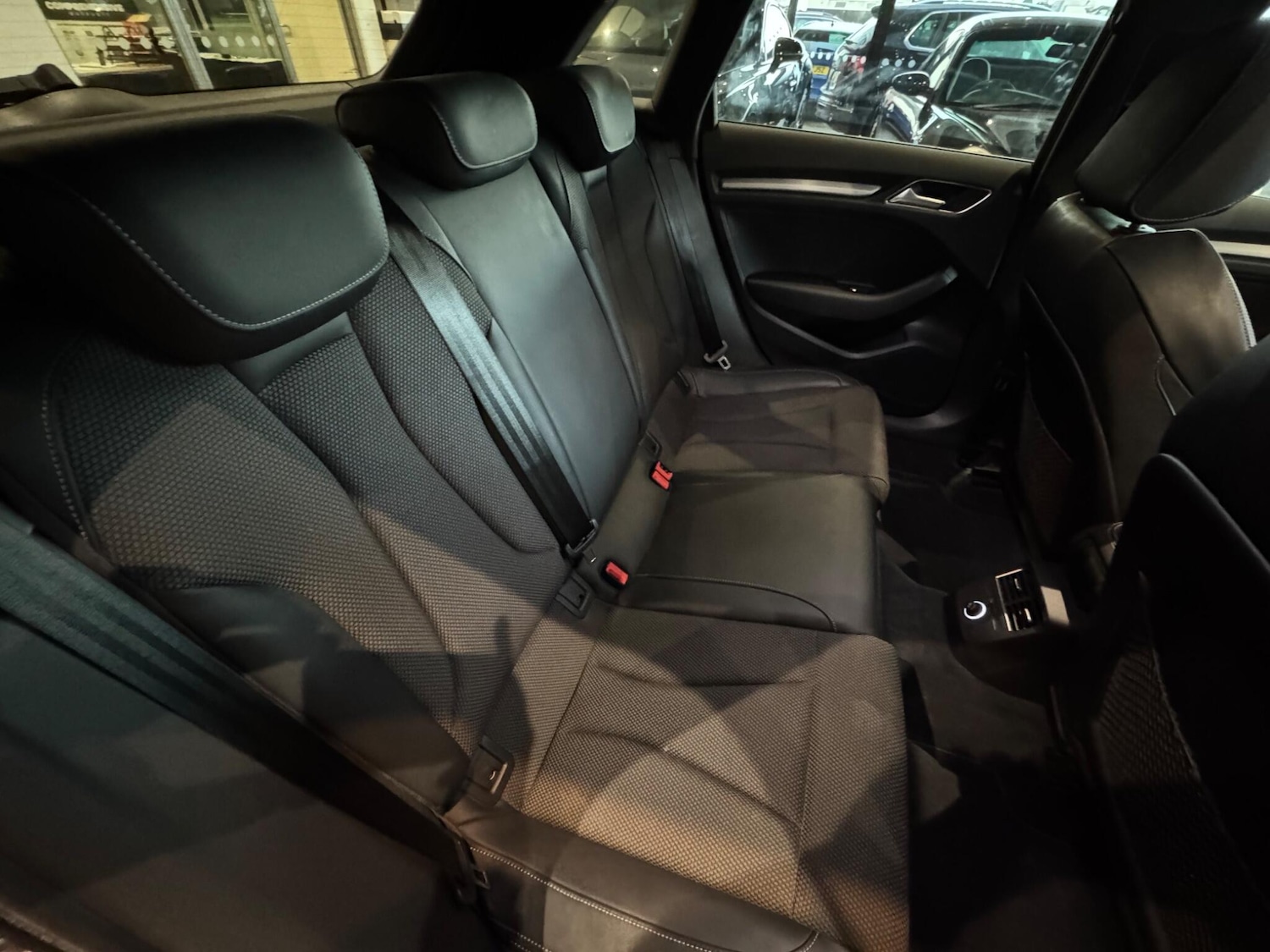 Used Audi A3 2017 for sale - 76522365: Photo 6