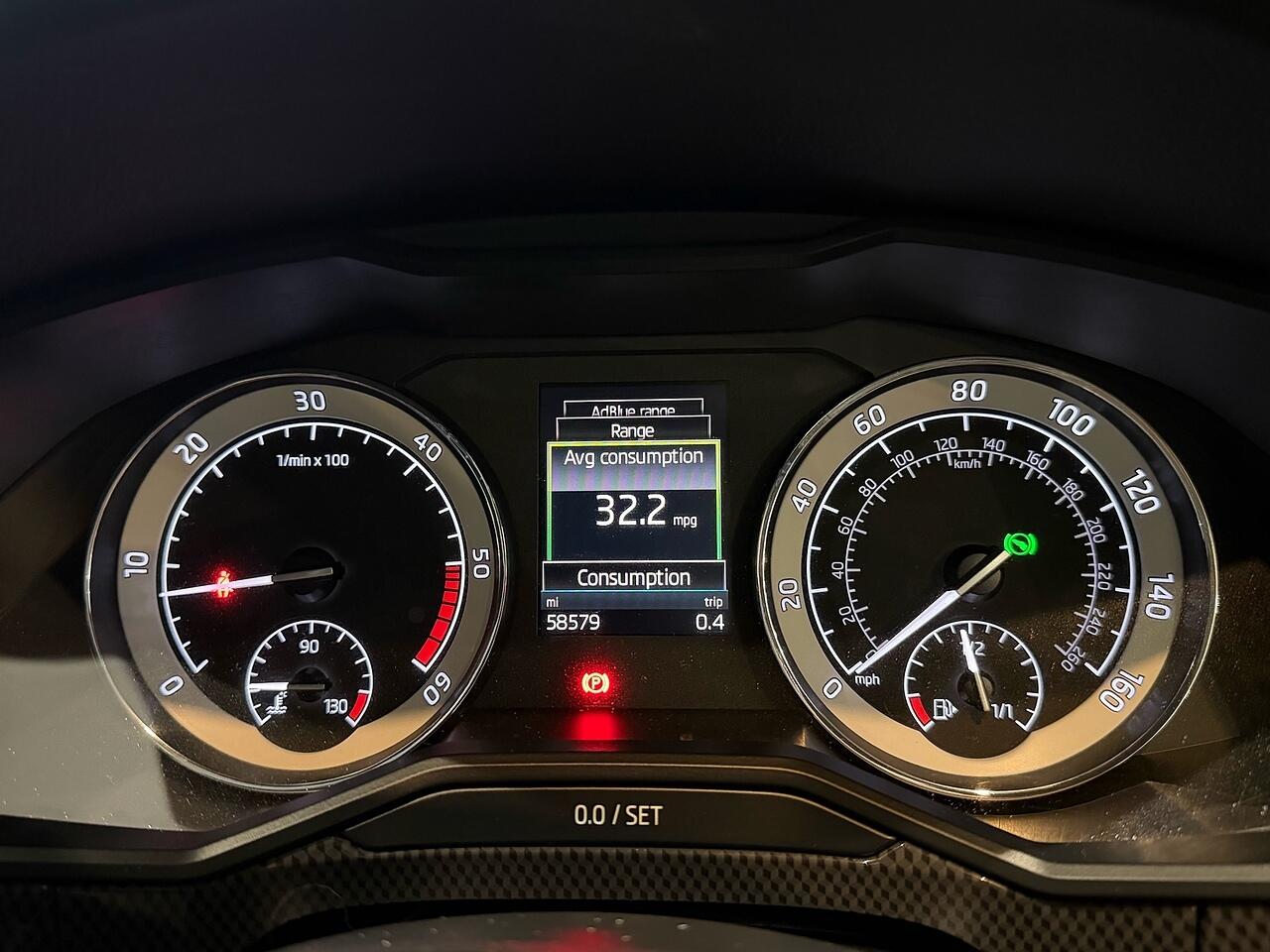 Used Skoda Superb 2017 for sale - 76952650: Photo 29