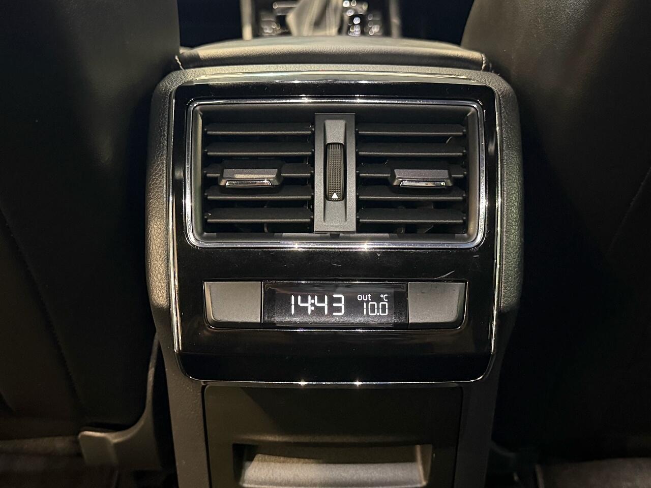 Used Skoda Superb 2017 for sale - 76952650: Photo 32