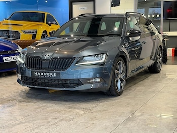 Used Skoda Superb 2017 for sale - 76952650: Photo