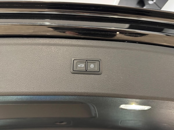 Used Audi Q5 2017 for sale - 76270113: Photo 11
