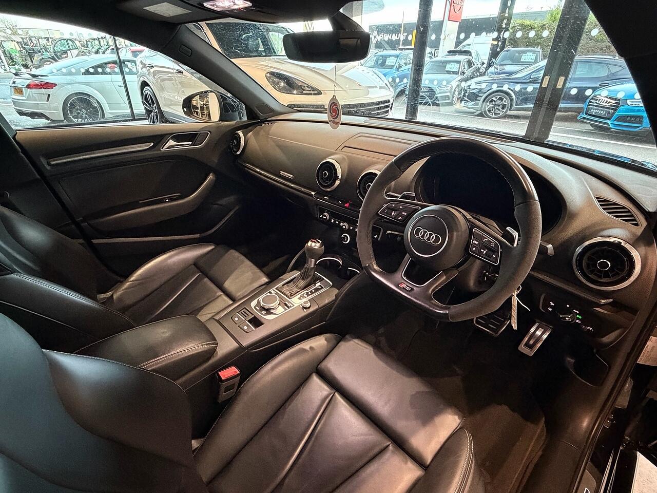 Used Audi RS3 2018 for sale - 76866082: Photo 15