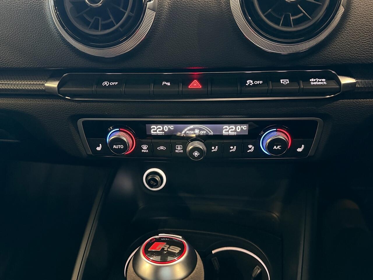 Used Audi RS3 2018 for sale - 76866082: Photo 17