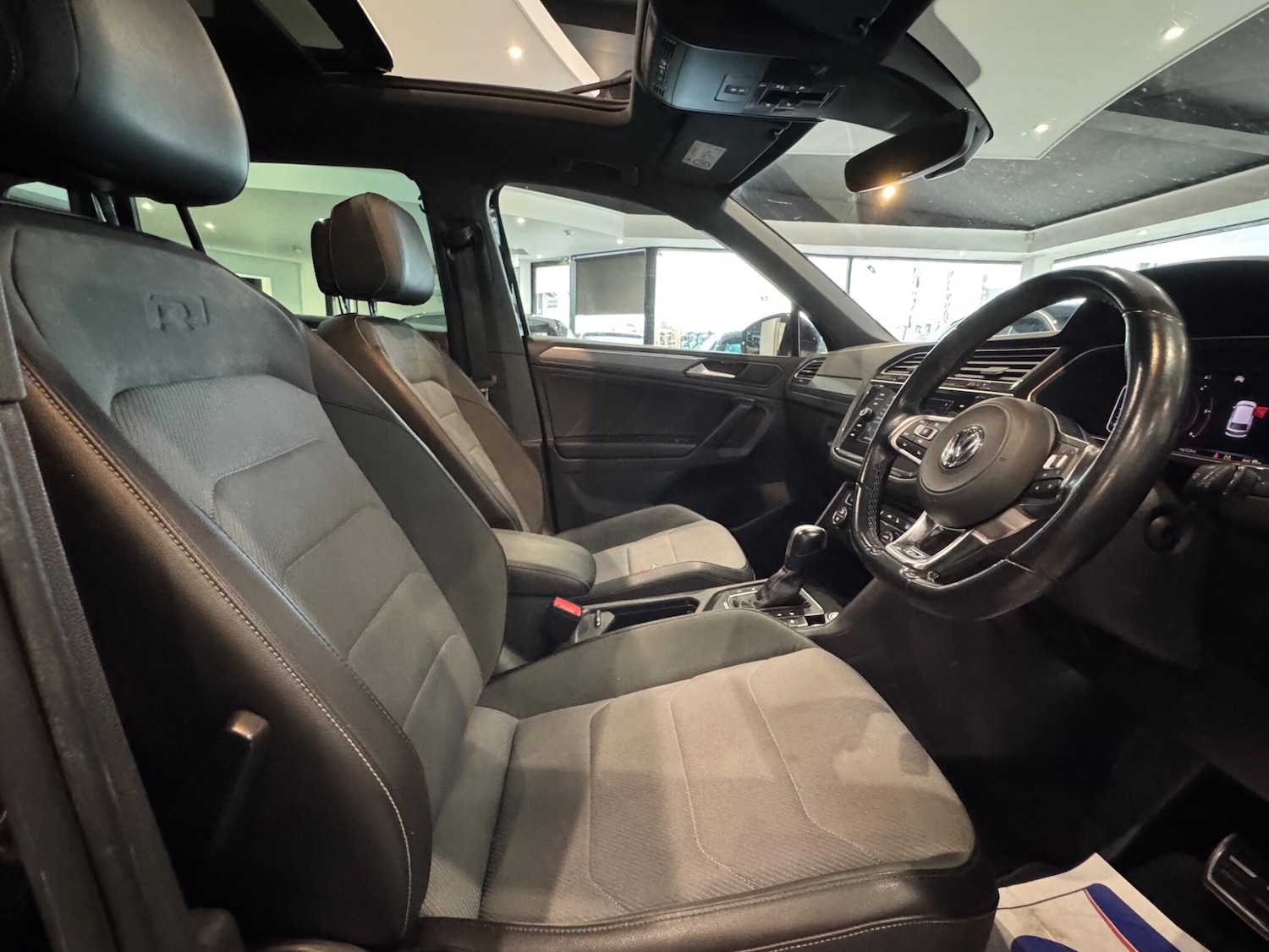 Used Volkswagen Tiguan 2020 for sale - 76645015: Photo 11