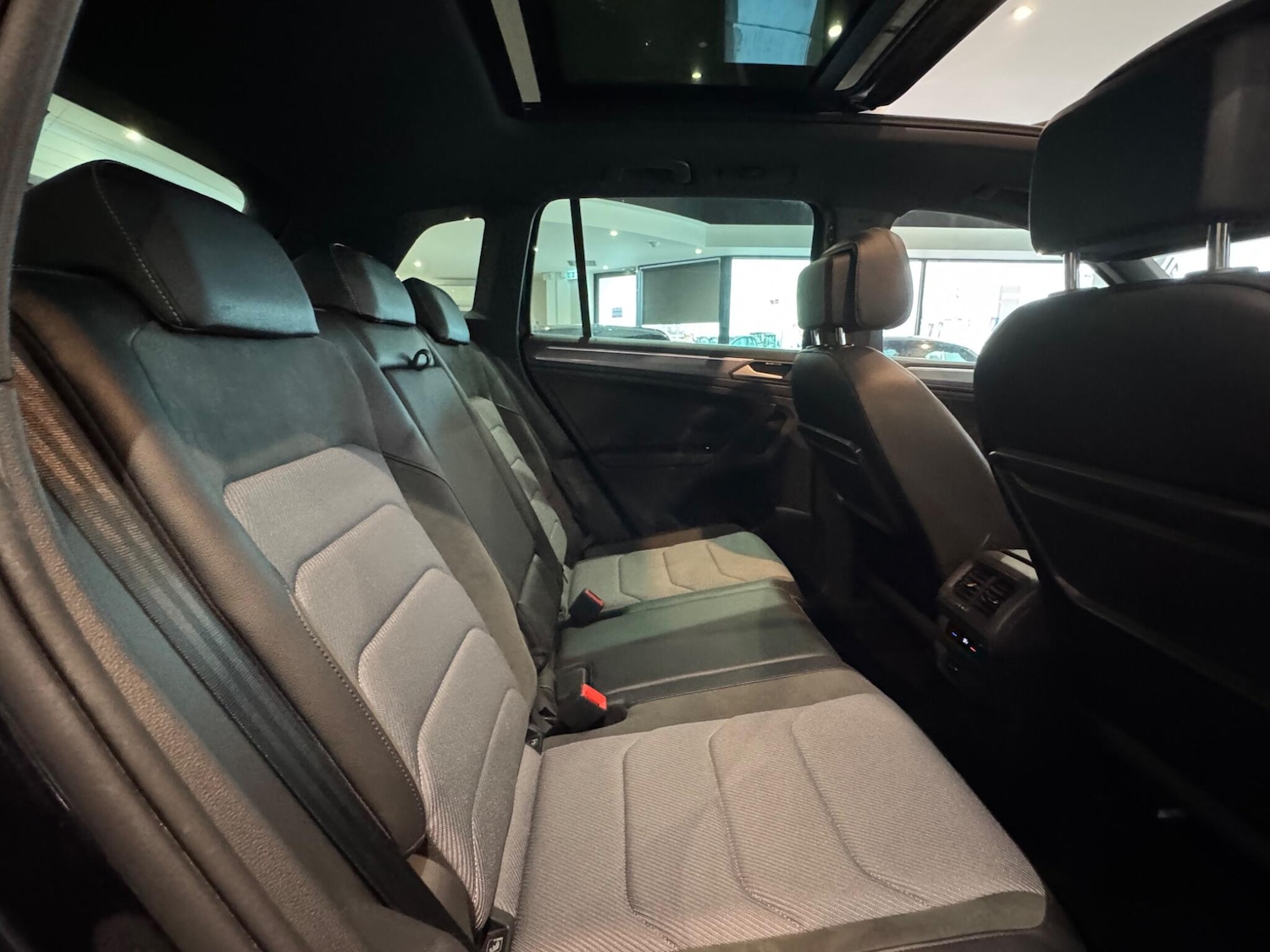 Used Volkswagen Tiguan 2020 for sale - 76645015: Photo 13