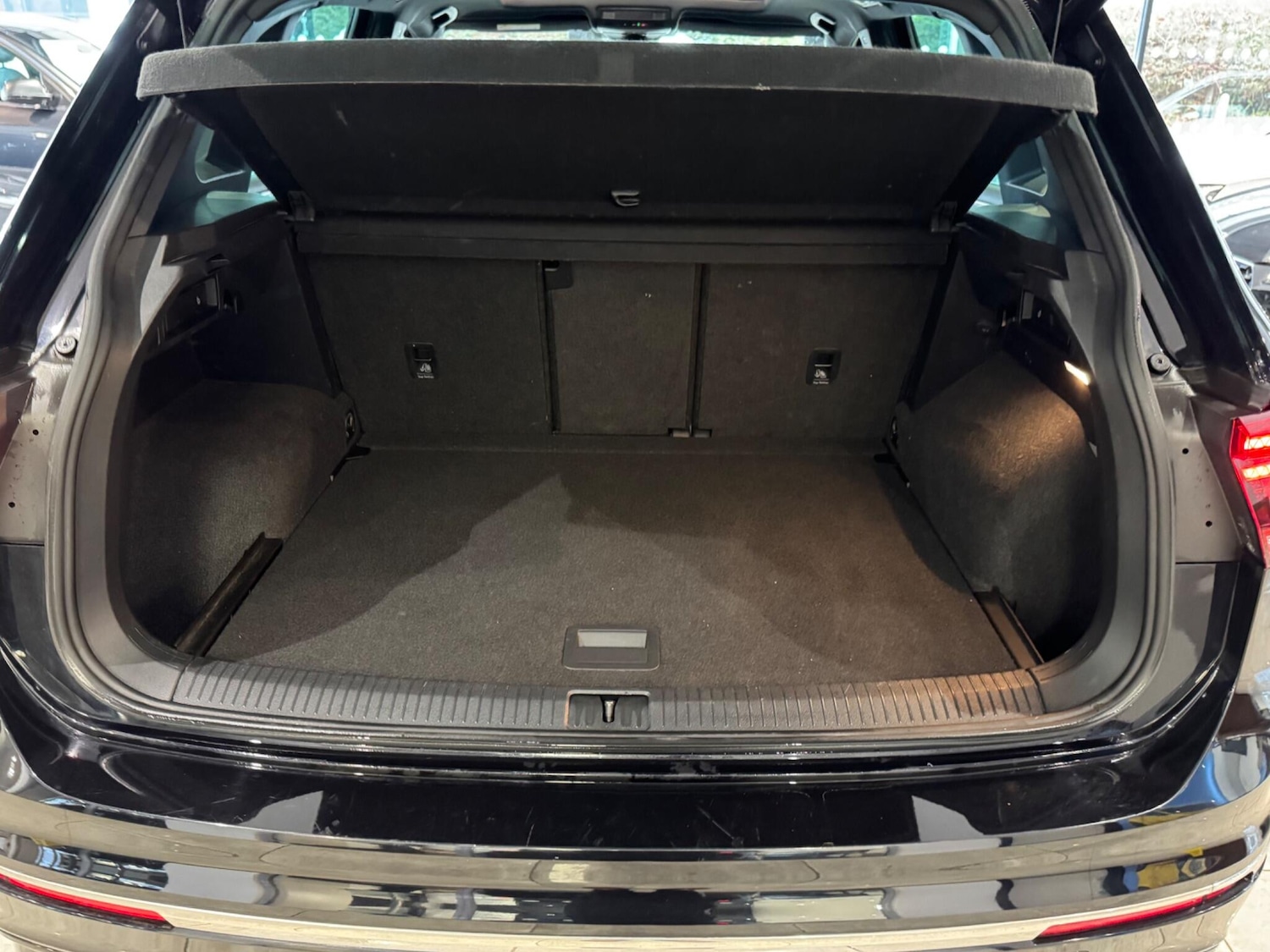 Used Volkswagen Tiguan 2020 for sale - 76645015: Photo 29