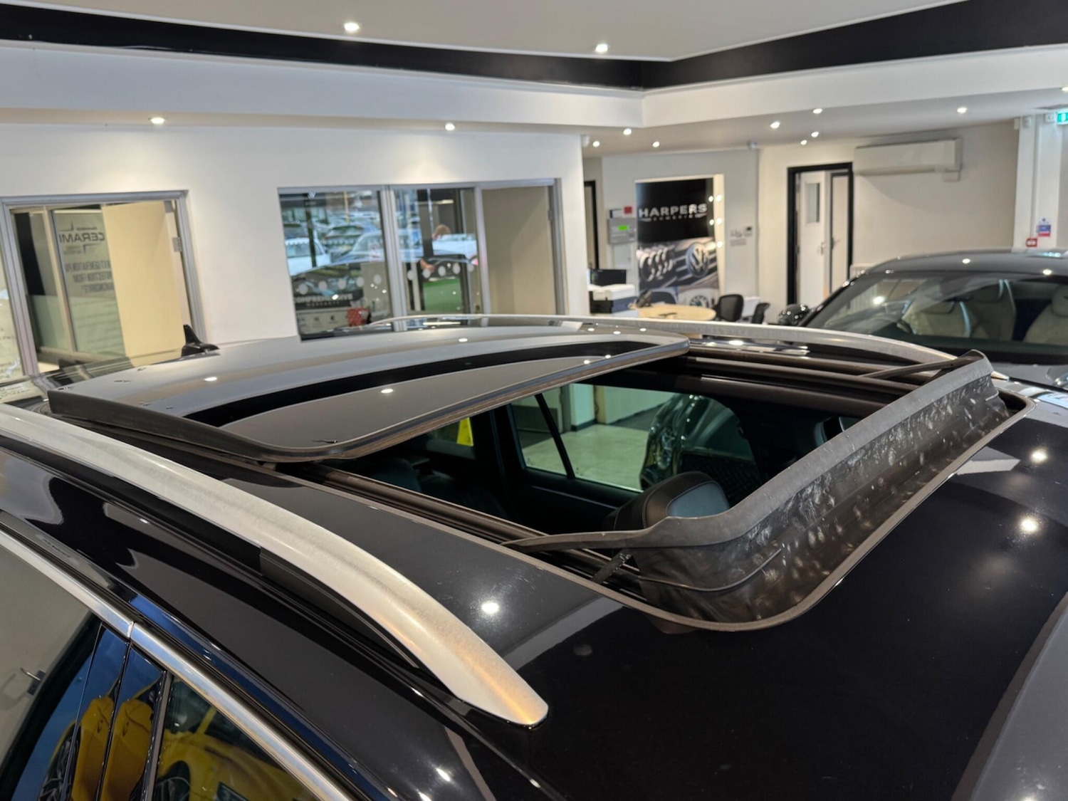 Used Volkswagen Tiguan 2020 for sale - 76645015: Photo 30