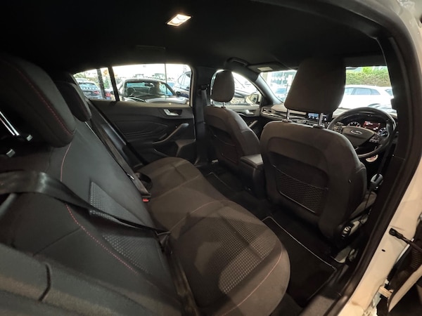 Used Ford Focus 2019 for sale - 76295404: Photo 13