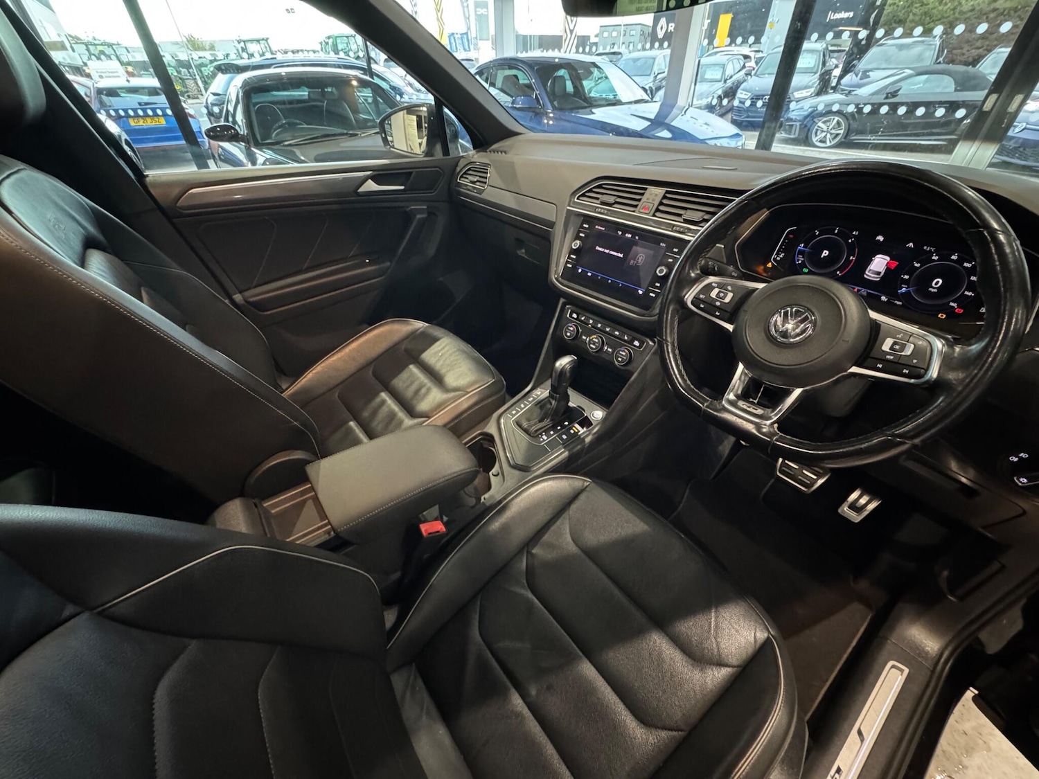 Used Volkswagen Tiguan 2021 for sale - 76388219: Photo 10