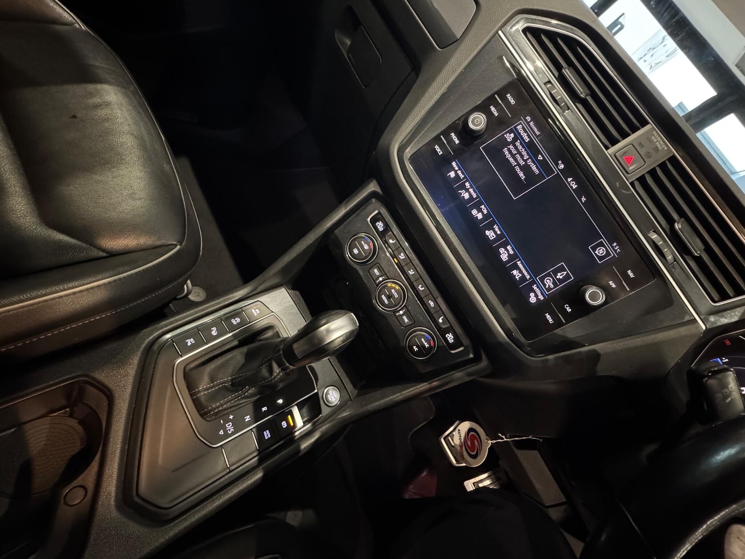 Used Volkswagen Tiguan 2021 for sale - 76388219: Photo 11