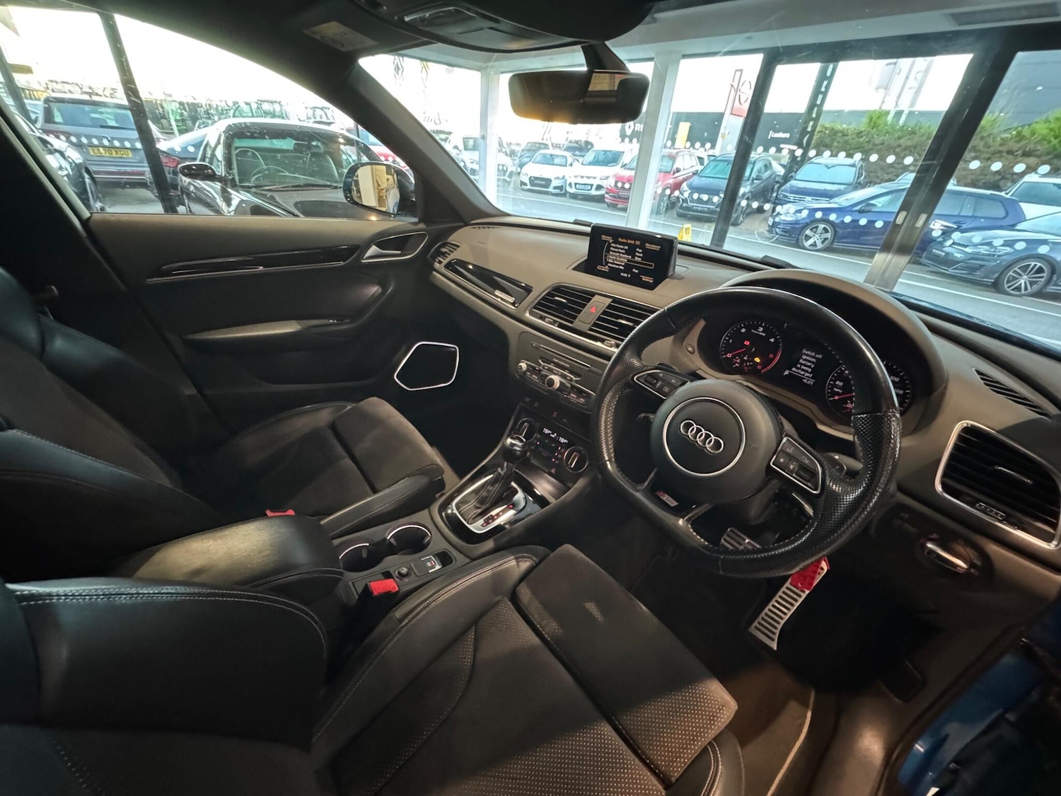 Used Audi Q3 2017 for sale - 76702344: Photo 10