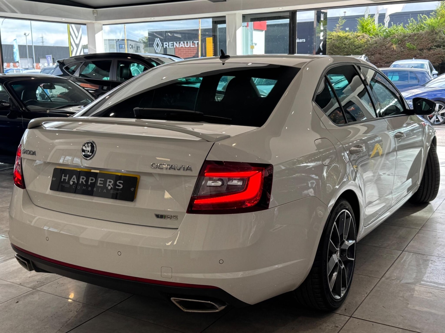 Used Skoda Octavia 2019 for sale - 76370245: Photo 2