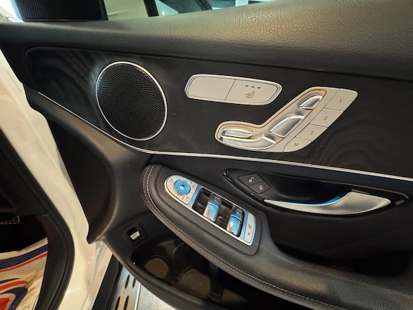 Used Mercedes-Benz GLC 2018 for sale - 76227673: Photo 19