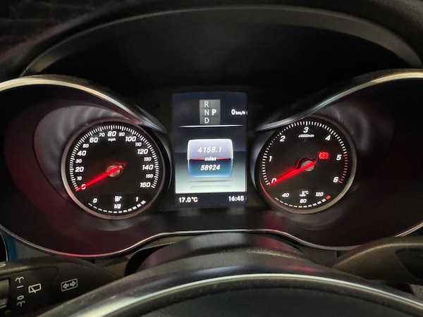Used Mercedes-Benz GLC 2018 for sale - 76227673: Photo 28