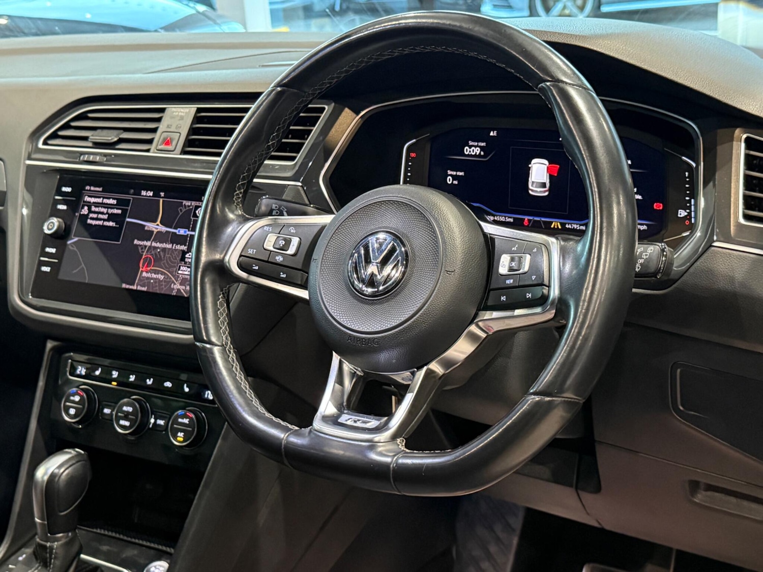 Used Volkswagen Tiguan 2019 for sale - 76522471: Photo 12
