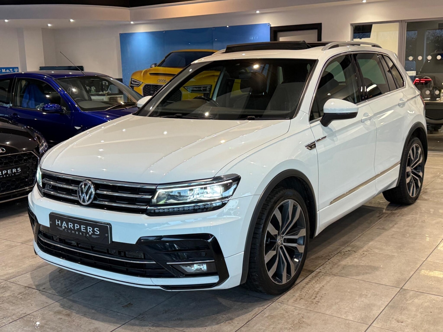 Used Volkswagen Tiguan 2019 for sale - 76522471: Photo 3