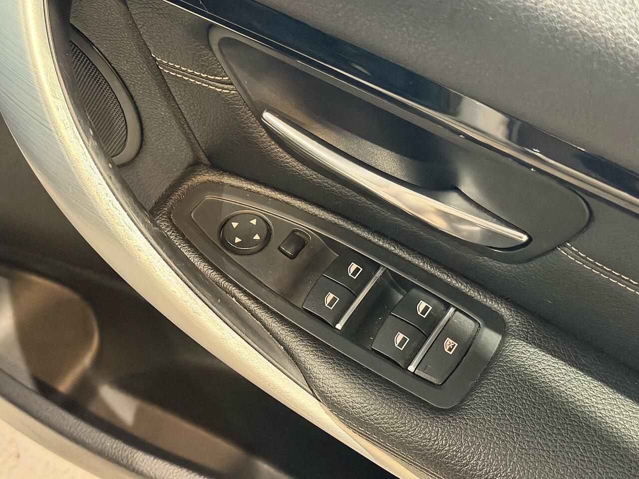 Used BMW 3 Series 2016 for sale - 77358786: Photo 17