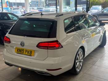 Used Volkswagen Golf 2019 for sale - 74965902: Photo