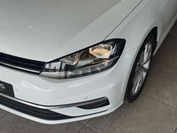 Used Volkswagen Golf 2019 for sale - 74965902: Photo