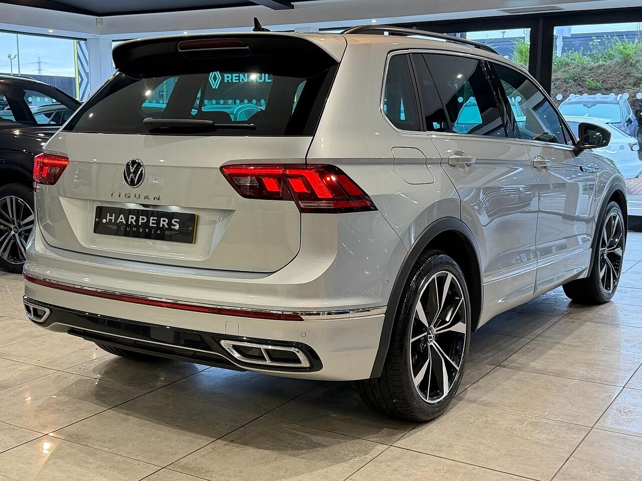 Used Volkswagen Tiguan 2023 for sale - 77343739: Photo 10