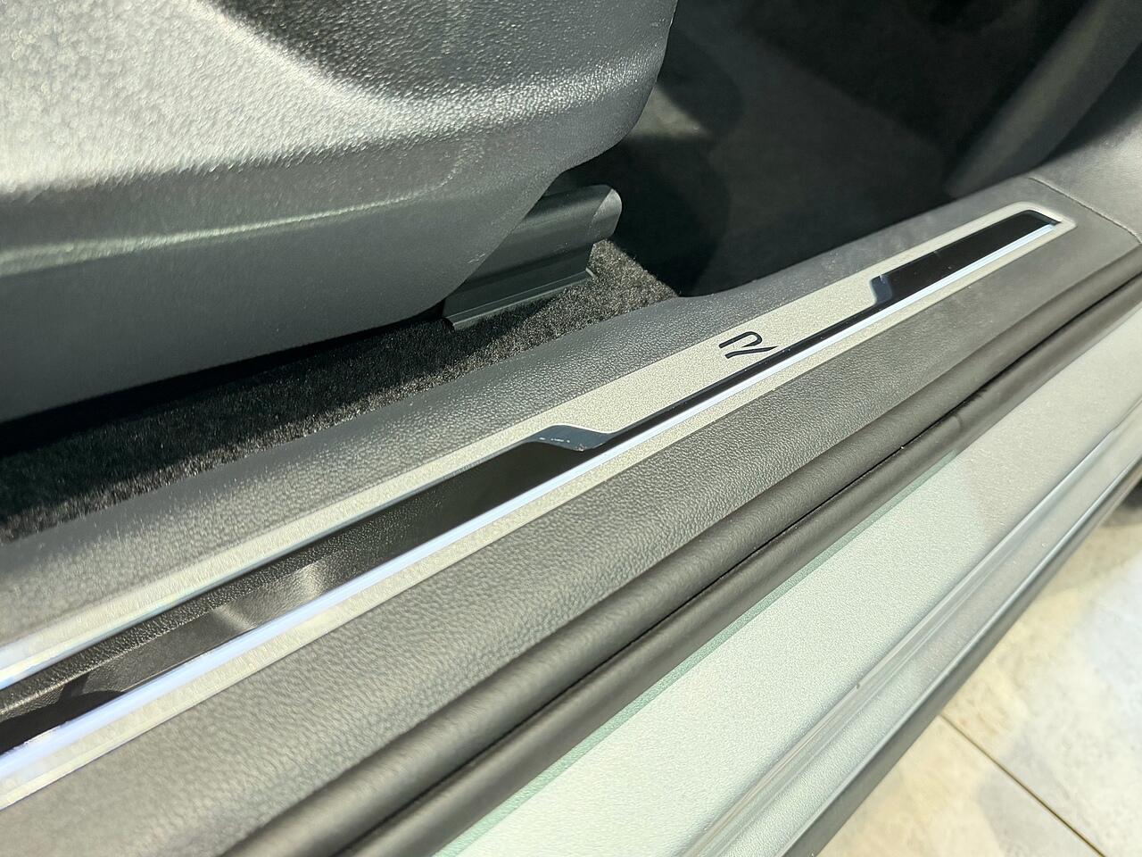 Used Volkswagen Tiguan 2023 for sale - 77343739: Photo 14