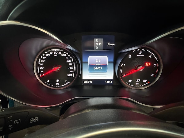 Used Mercedes-Benz GLC 2018 for sale - 75697077: Photo 32