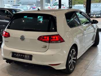 Used Volkswagen Golf 2016 for sale - 75388242: Photo