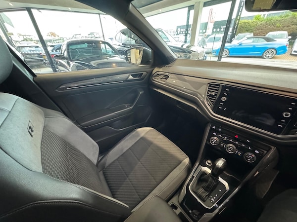 Used Volkswagen T-Roc 2019 for sale - 76270212: Photo 16