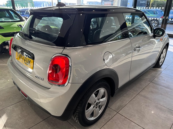 Used MINI Hatch 2017 for sale - 76166639: Photo 19