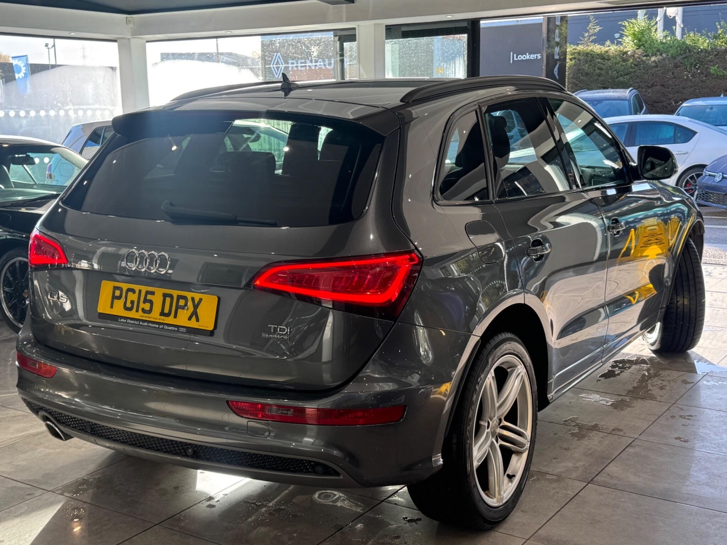 Used Audi Q5 2015 for sale - 76349287: Photo 2