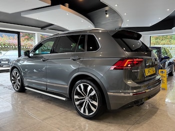 Used Volkswagen Tiguan 2017 for sale - 76336251: Photo 3