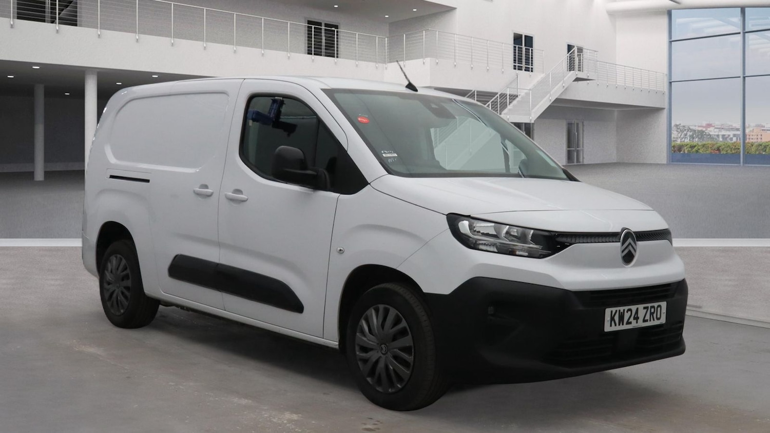 Used Citroen Berlingo 2024 for sale - 77183332: Photo 3