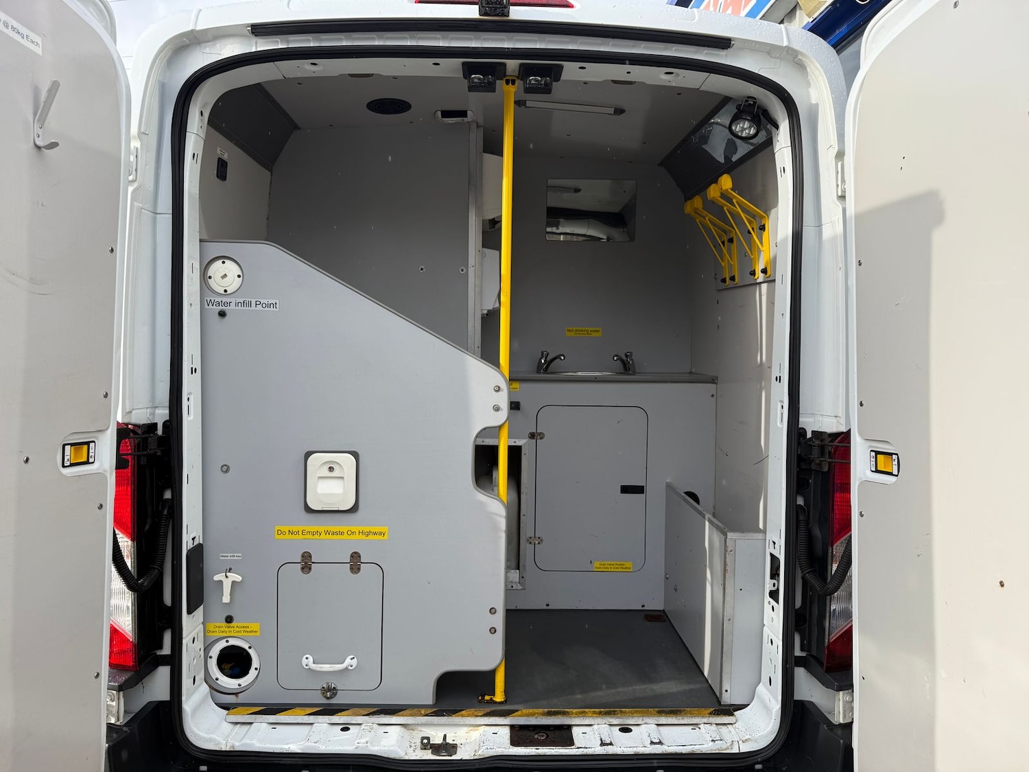 Used Ford Transit 2015 for sale - 77010622: Photo 17