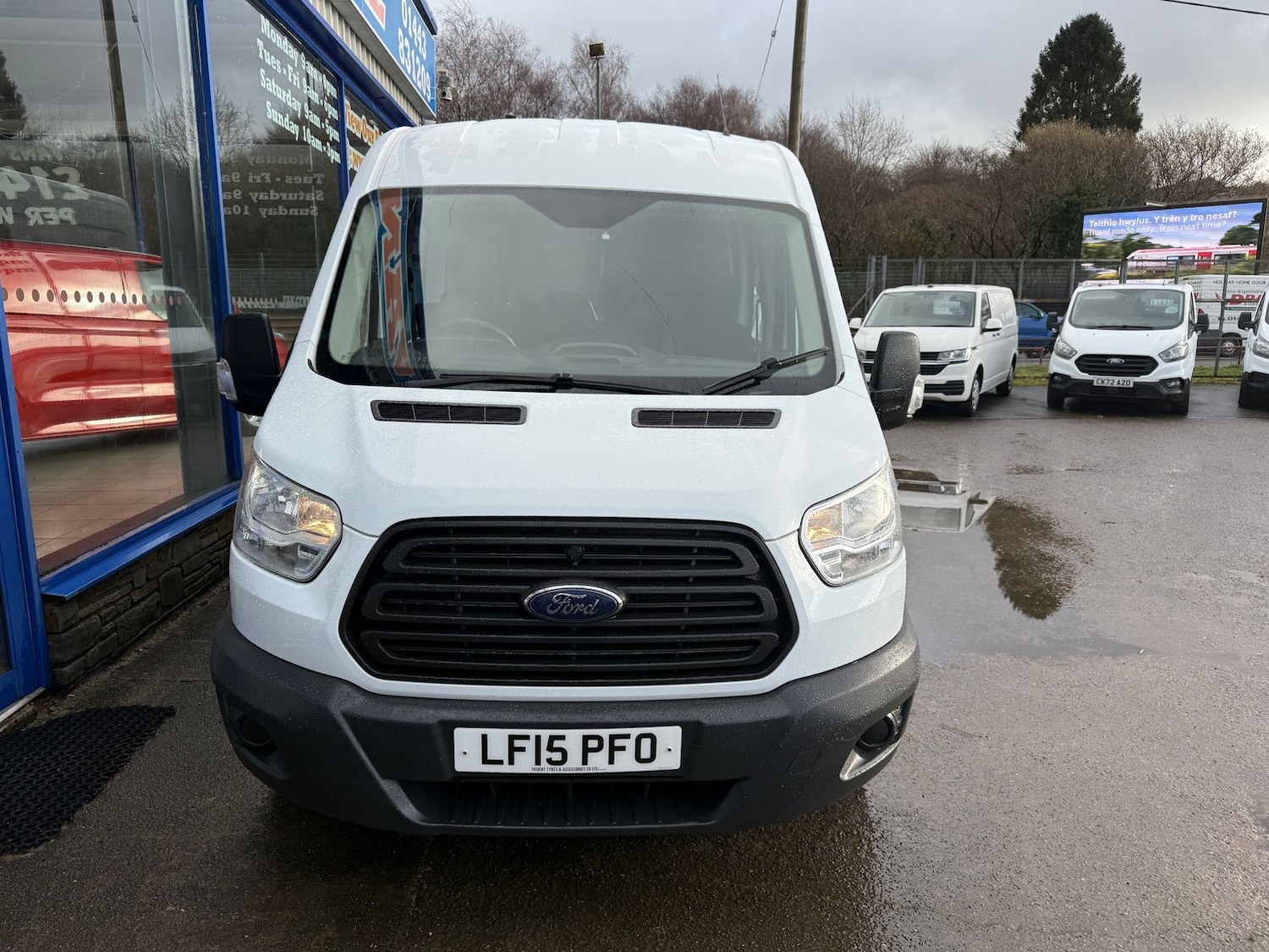 Used Ford Transit 2015 for sale - 77010622: Photo 2