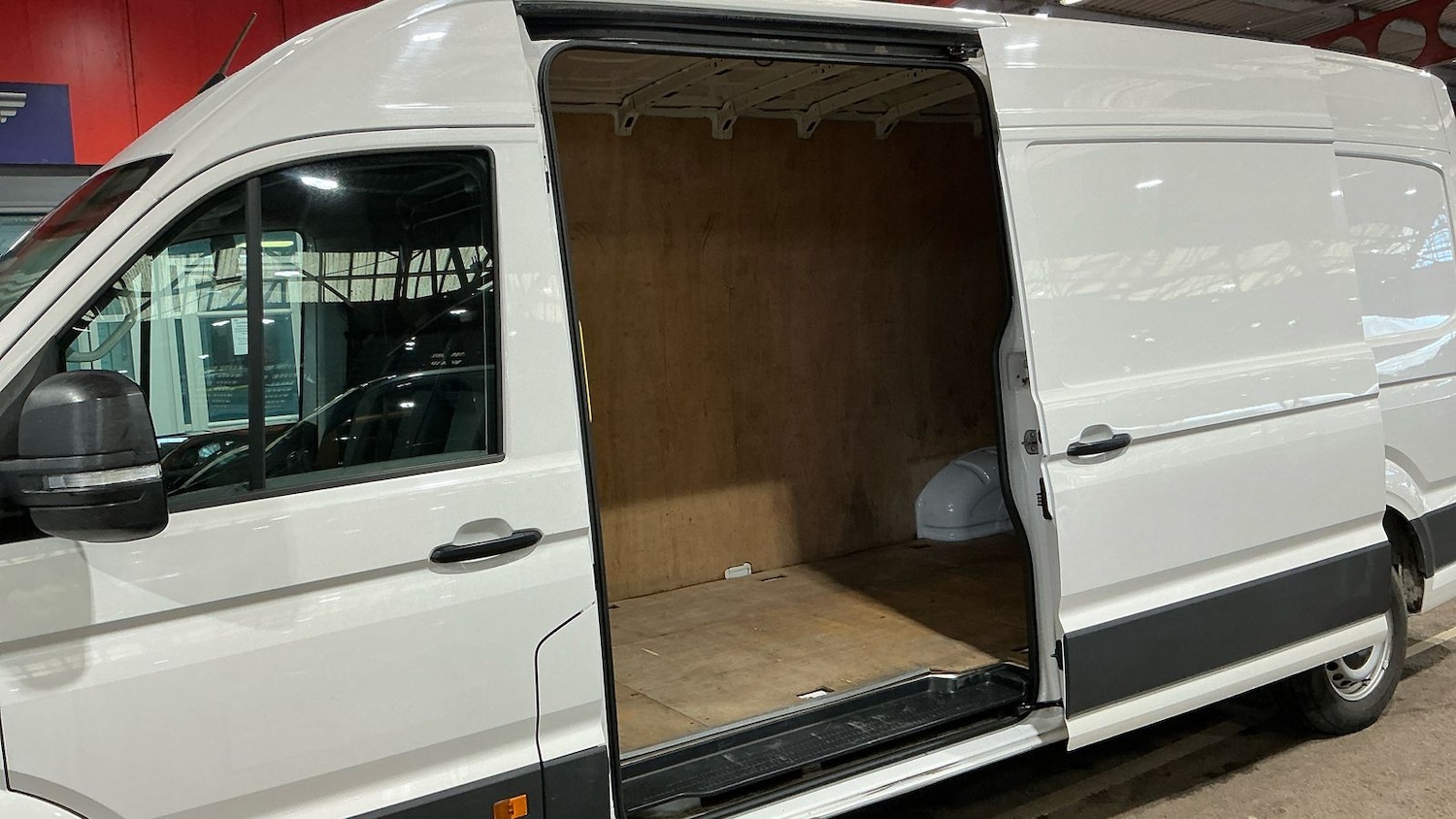 Used Volkswagen Crafter 2022 for sale - 77618458: Photo 8