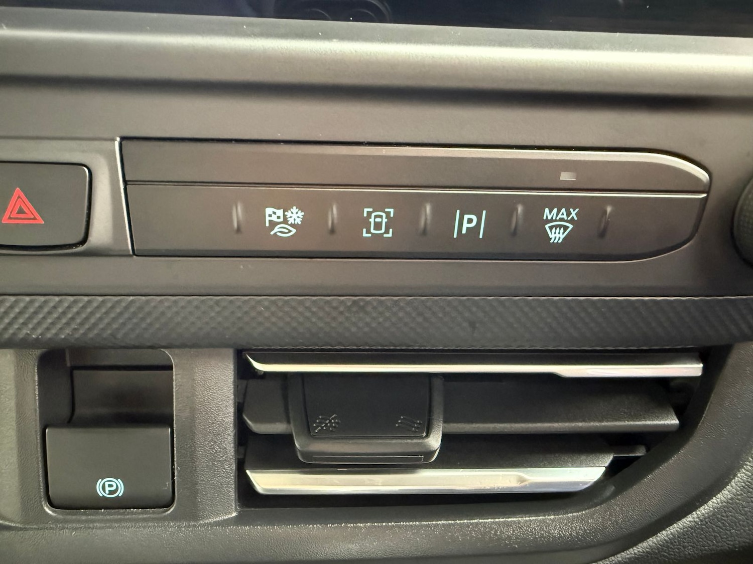 Used Ford Transit Custom 2024 for sale - 77614585: Photo 19