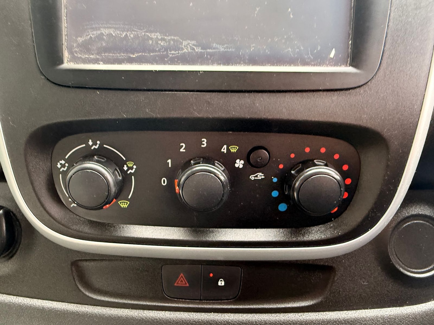 Used Renault Trafic 2015 for sale - 77512757: Photo 14