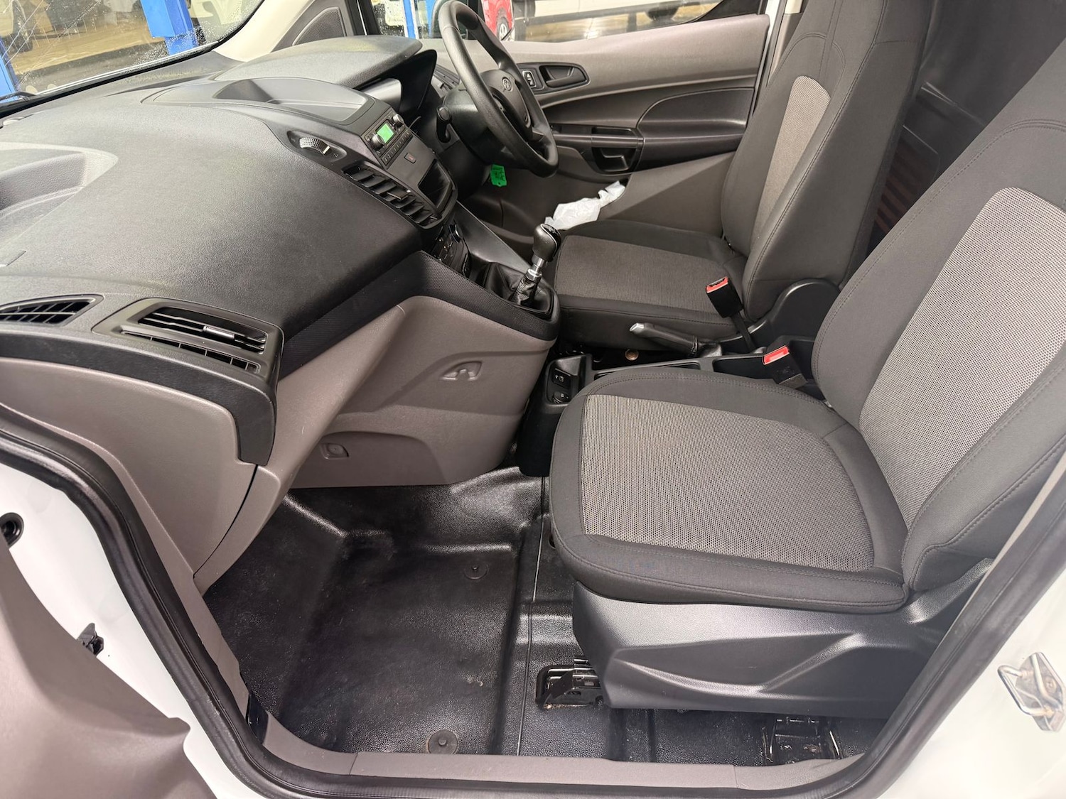 Used Ford Transit Connect 2020 for sale - 77442752: Photo 9