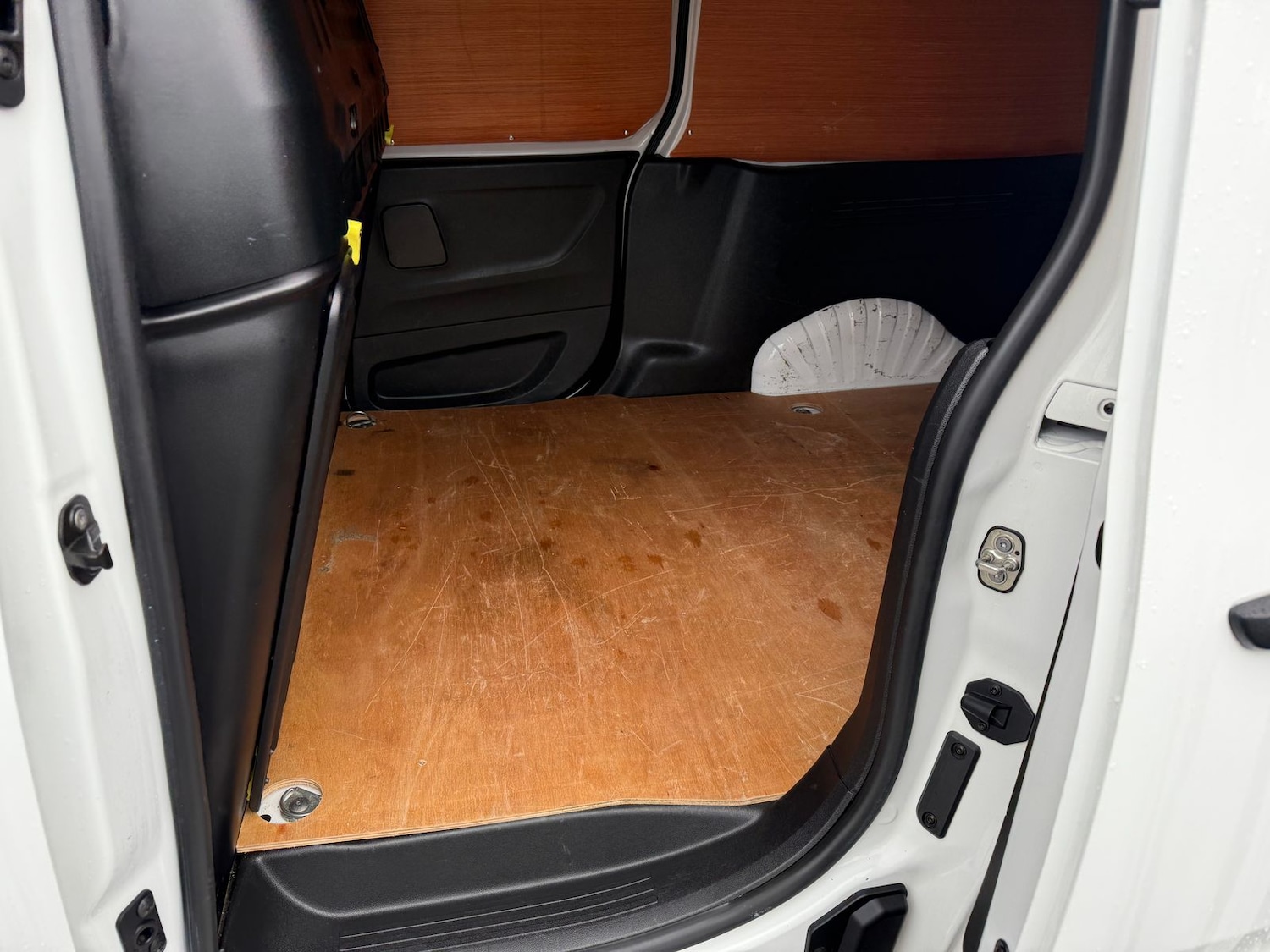 Used Vauxhall Combo 2020 for sale - 76915205: Photo 21