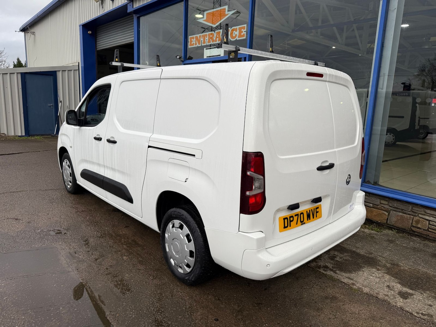 Used Vauxhall Combo 2020 for sale - 76915205: Photo 4