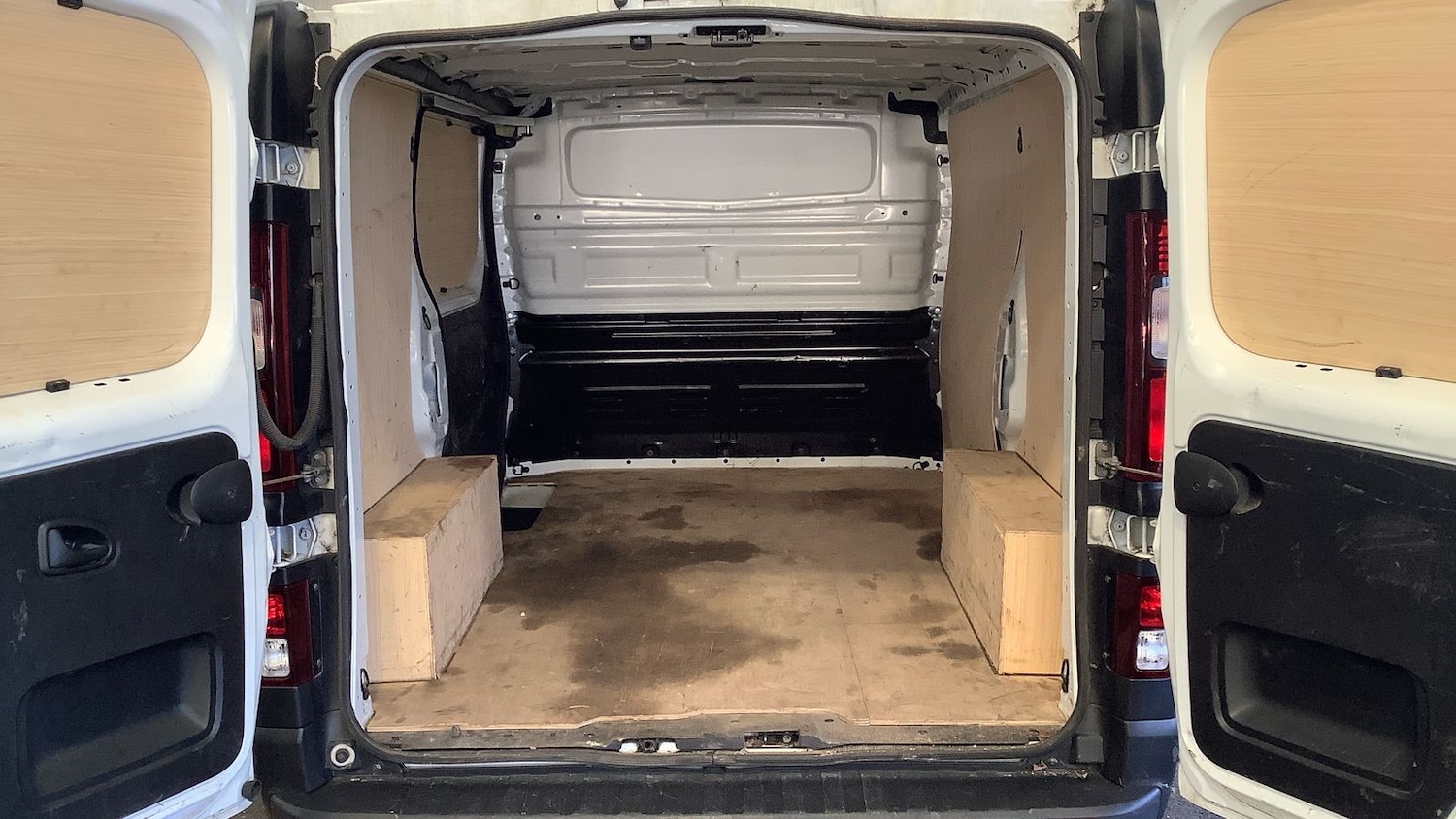 Used Renault Trafic 2023 for sale - 76999723: Photo 8