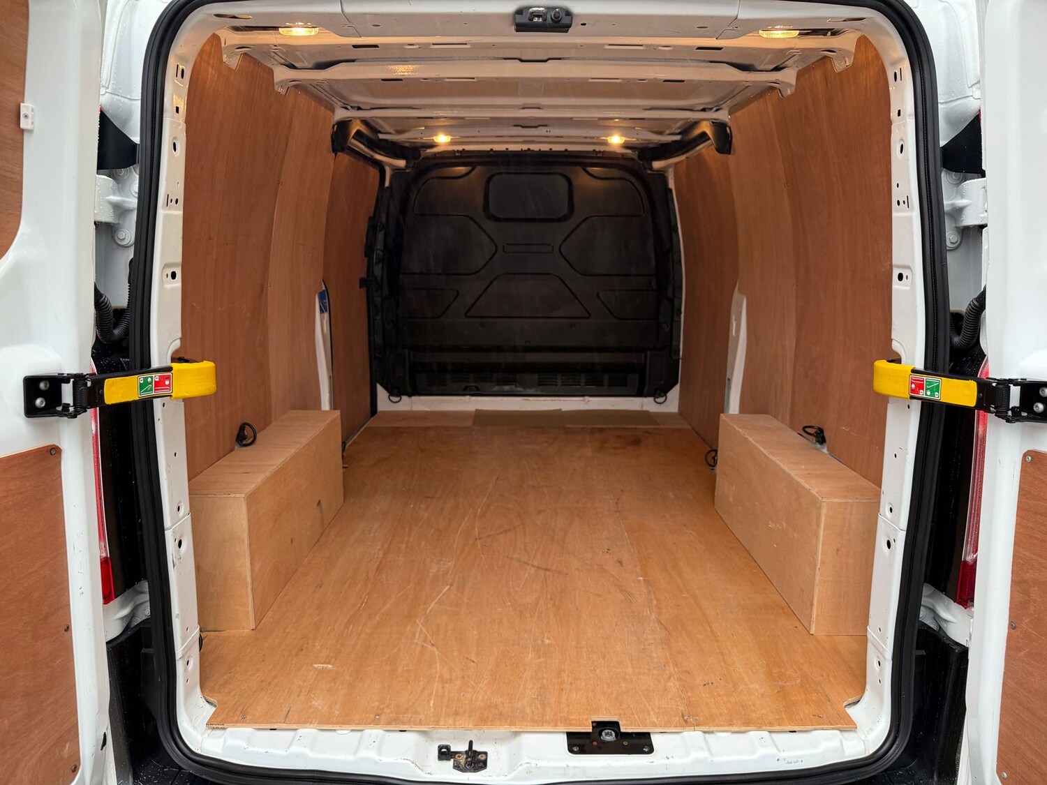 Used Ford Transit Custom 2022 for sale - 76731673: Photo 22