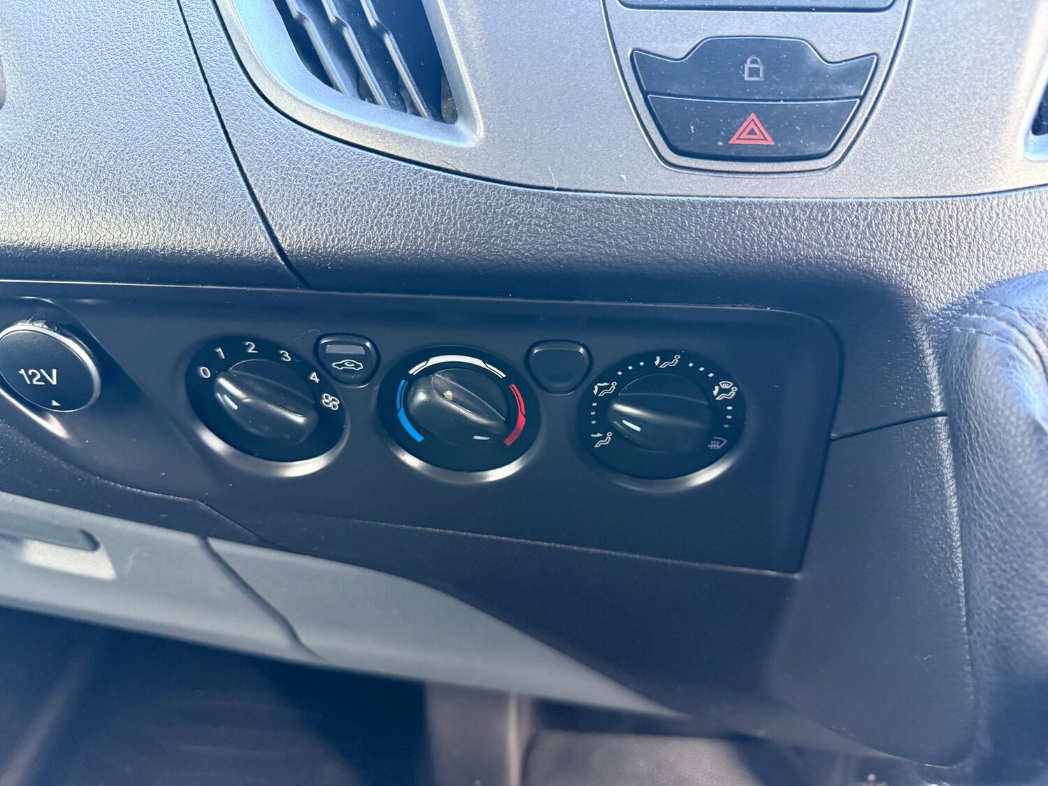 Used Ford Transit Custom 2017 for sale - 77885539: Photo 14