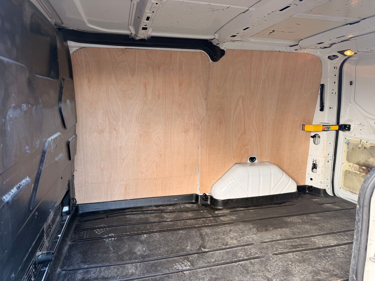 Used Ford Transit Custom 2017 for sale - 77885539: Photo 17