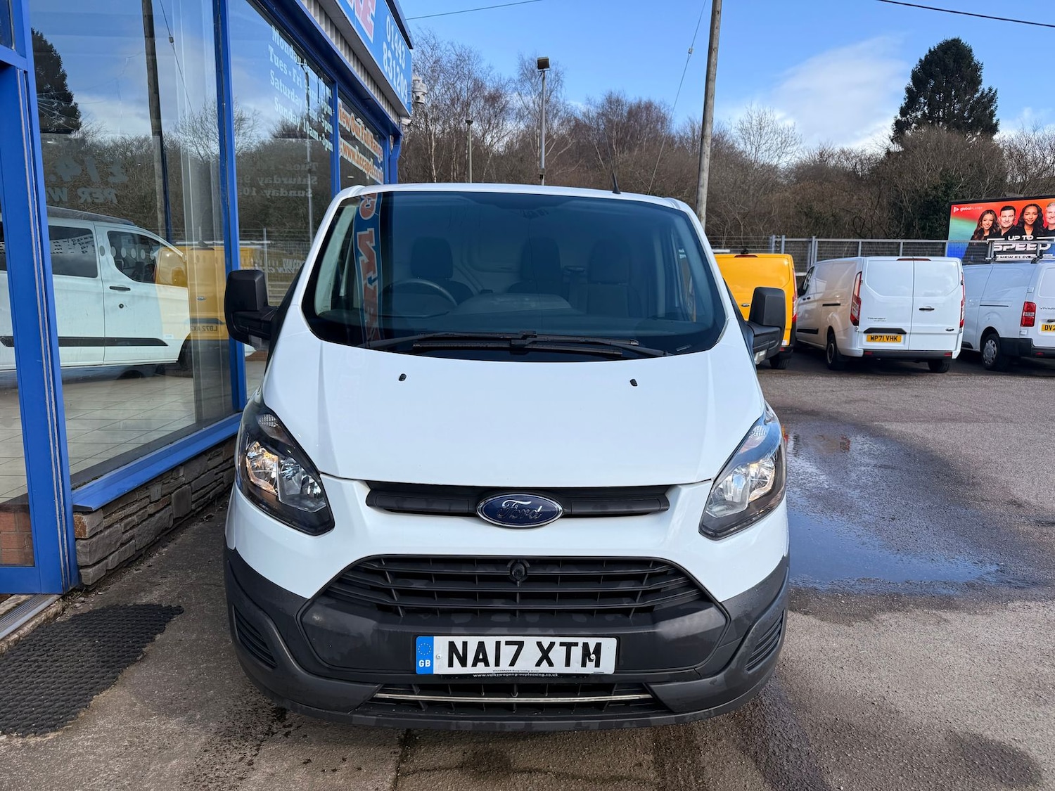Used Ford Transit Custom 2017 for sale - 77885539: Photo 2