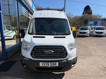 Used Ford Transit 2019 for sale - 77942300: Photo