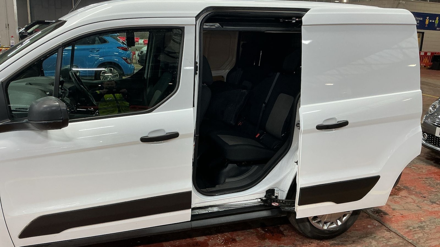 Used Ford Transit Connect 2019 for sale - 77232318: Photo 8